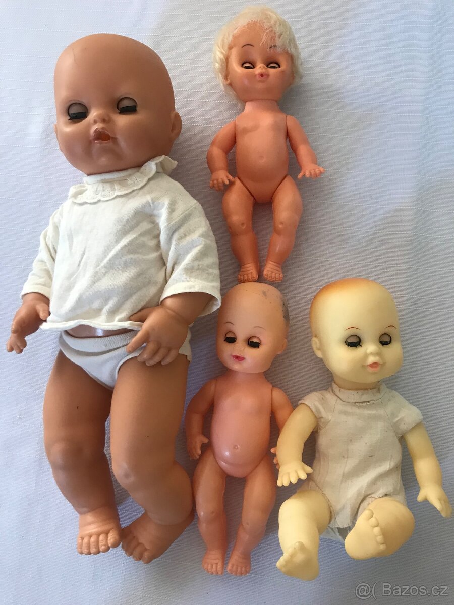 Různé panenky - 12