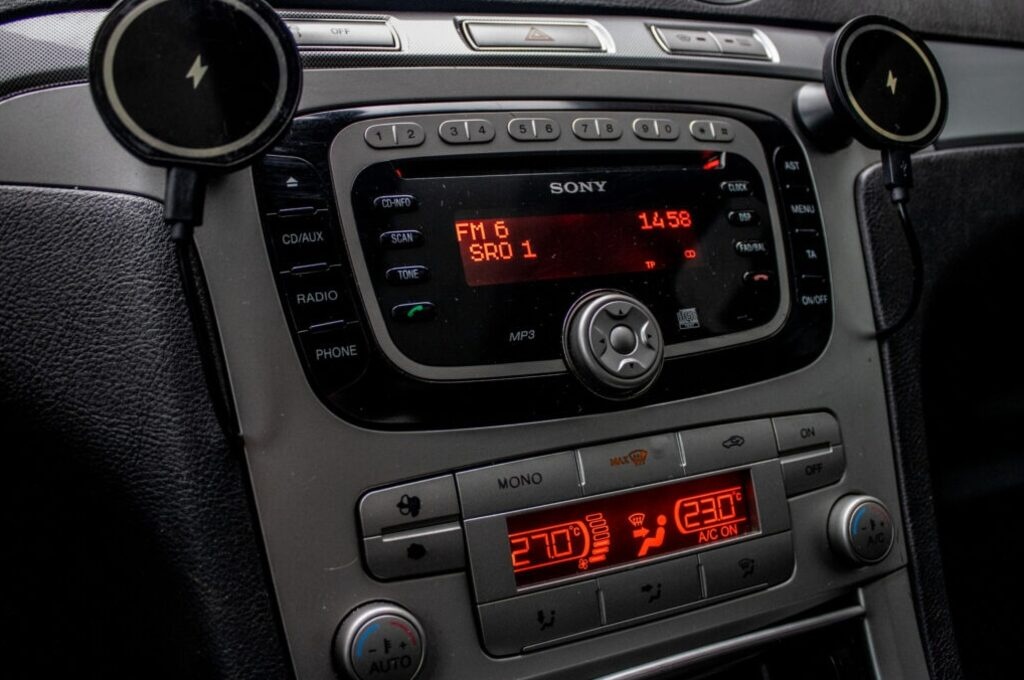 Ford Galaxy 7miestné - 12