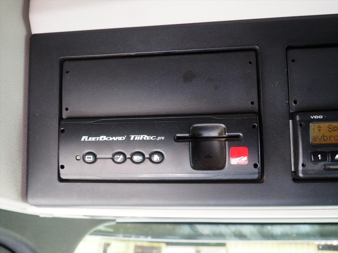 MB Arocs 2651 6x2 nosič kontejneru - 12