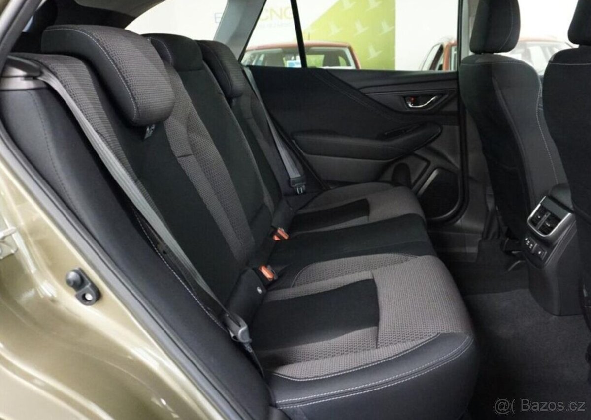 Subaru Outback 2.5 ACTIVE 2025 nove auto 124 kw - 12