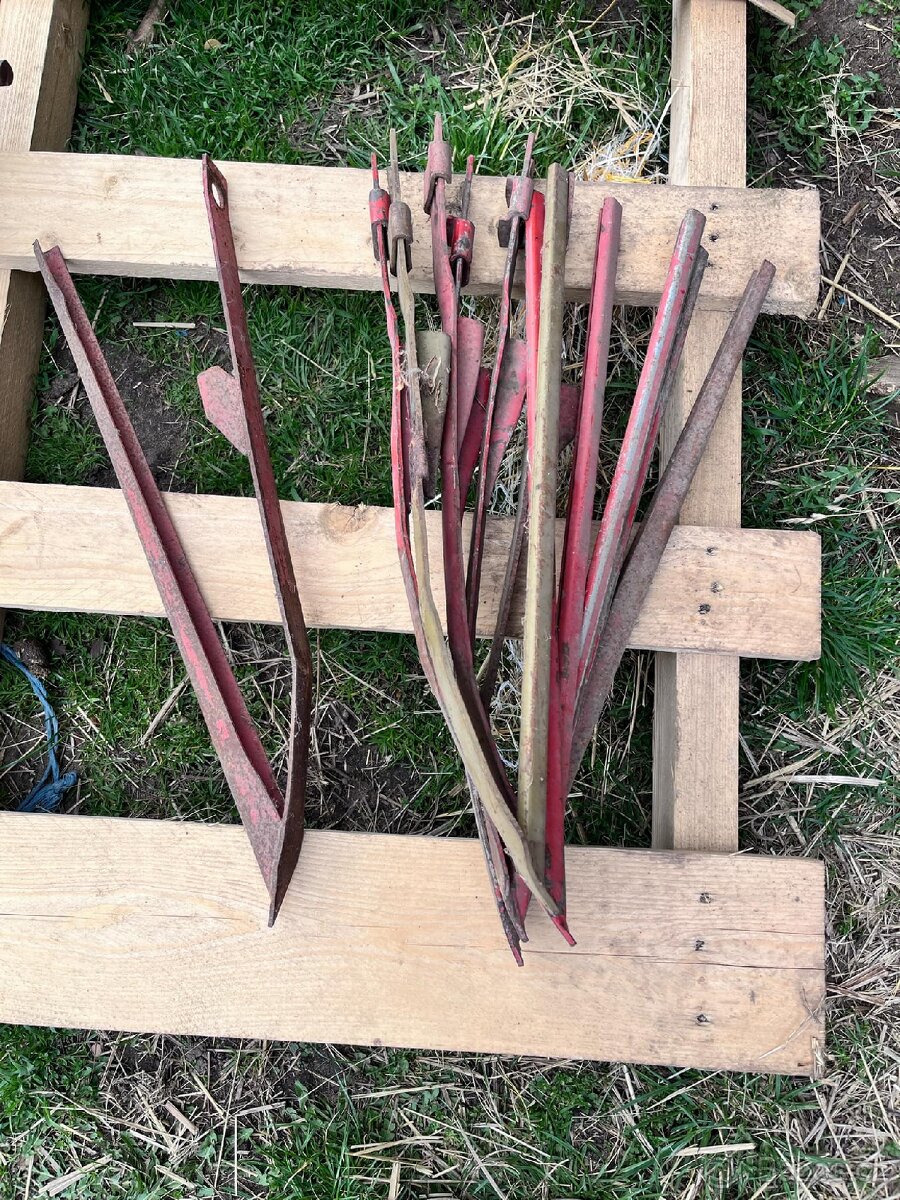 Prodám náhradní díly na kombajn fortschritt e512/e514 - 12