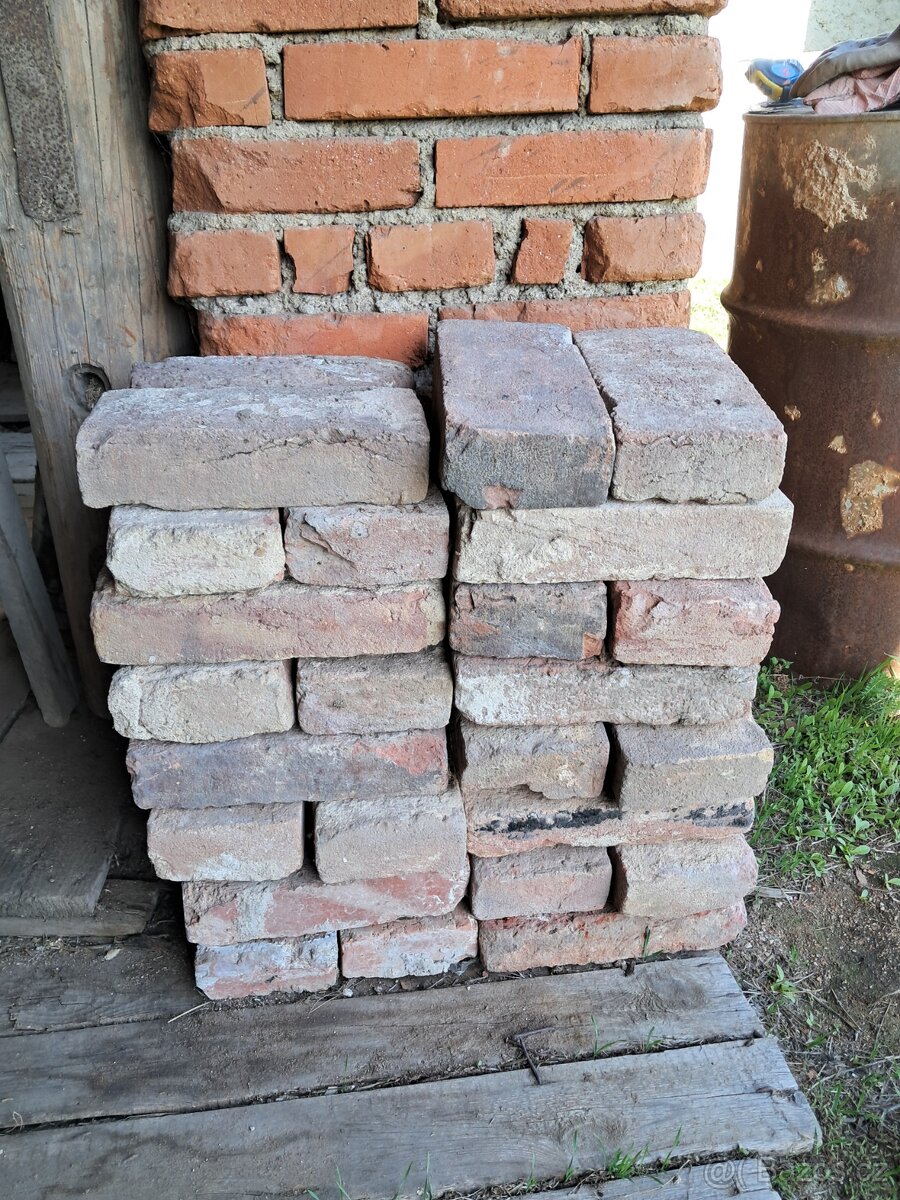 Cihly plné - 12