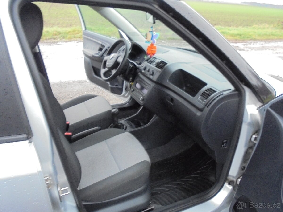 Škoda Fabia 1.2 tsi 63 KW kombi - 12