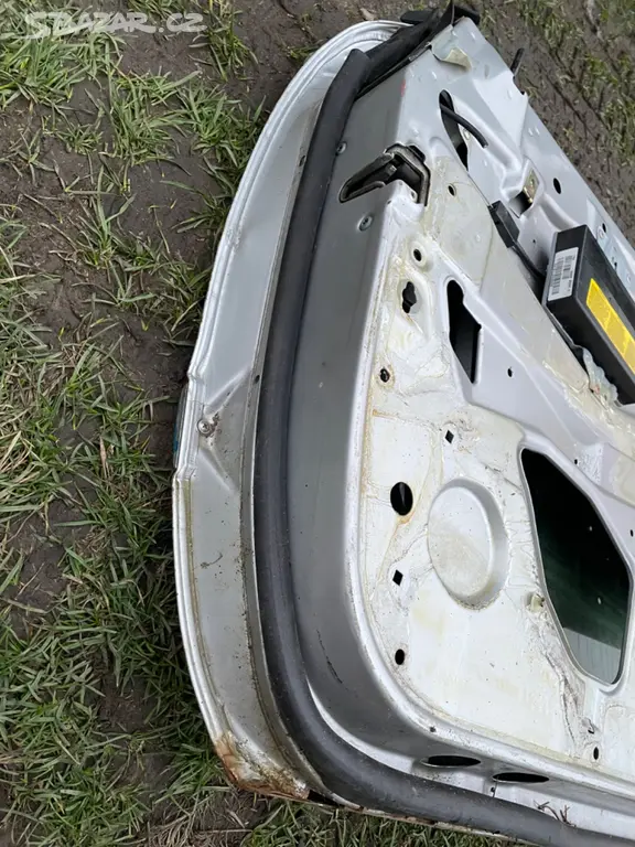 Mercedes benz W208. - 12