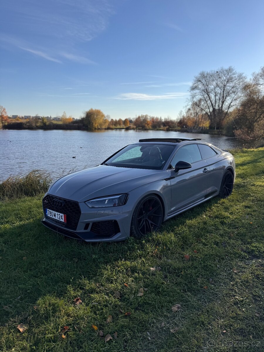 Pronajem vozu Audi RS 5 - 12