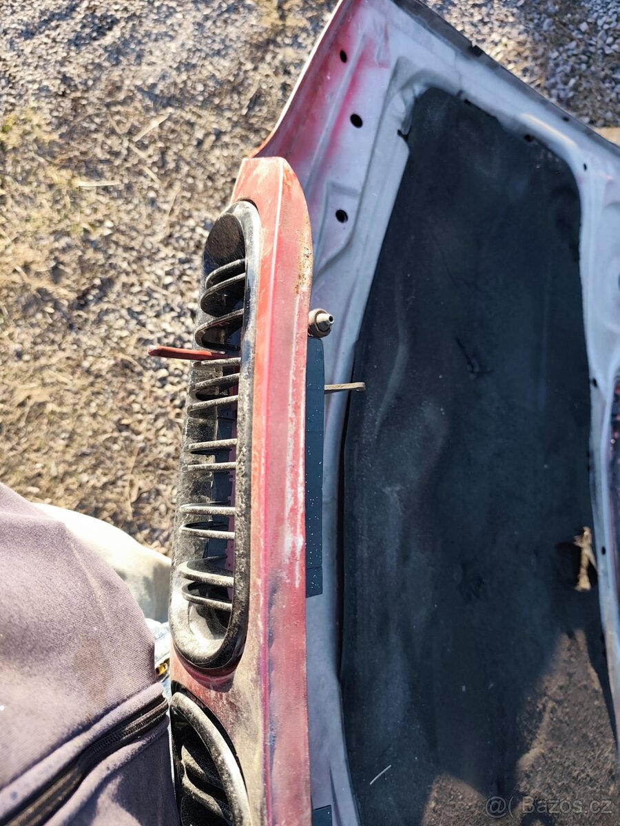 BMW E46 karoserie díly - 12