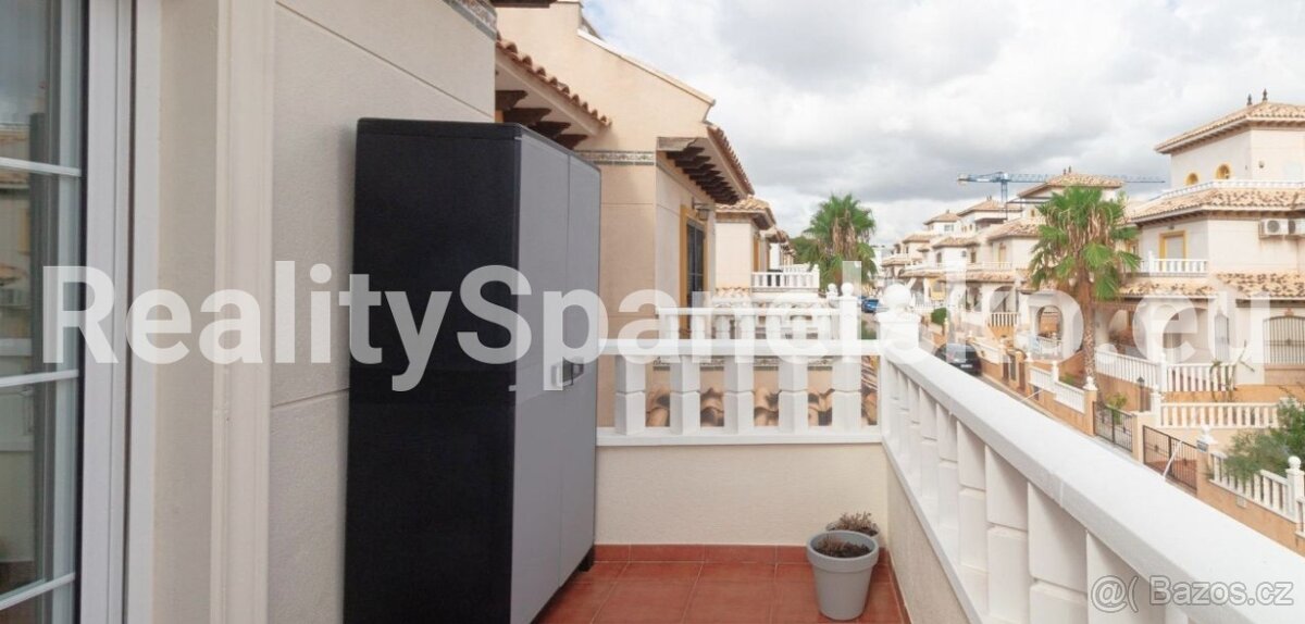 Řadový dům 3kk s terasou Orihuela Costa,Lomas de Cabo Roig - 12