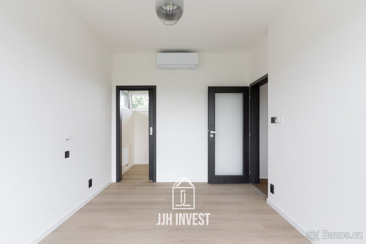 Prodej rodinného domu 4+kk, 190 m², pozemek 920 m² - 12