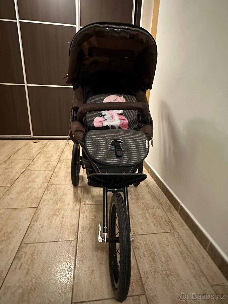 Dětský kočárek - 12