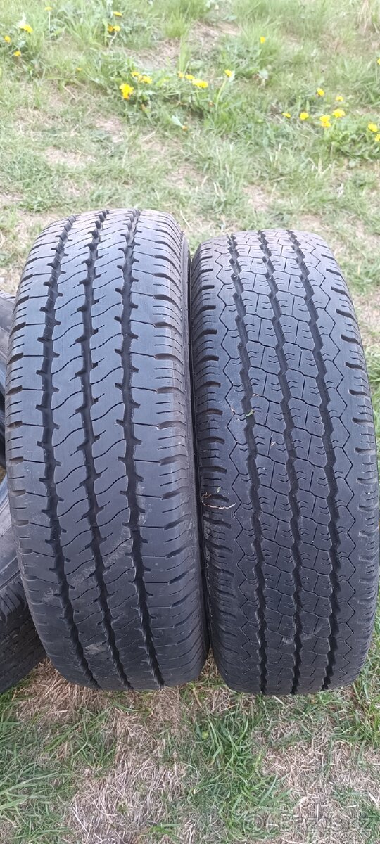4 × pneu 195/70/15C - 12