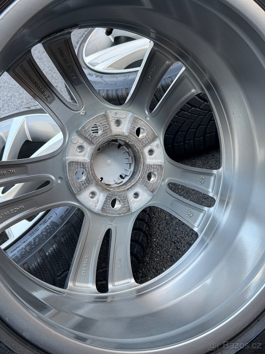 Bmw R18 5x120 Zimní Bridgestone 225/45 R18 7,5mm - 12