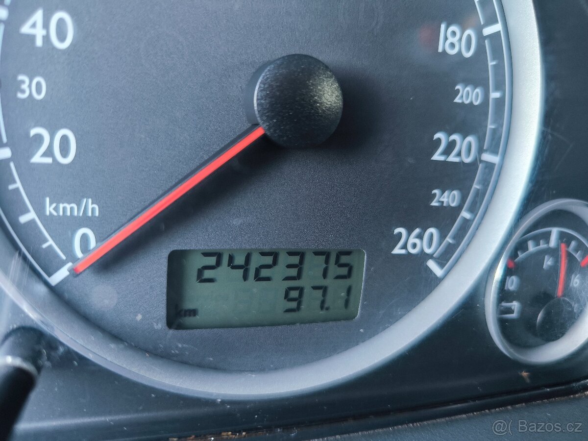 Seat Alhambra 1.9 TDI 4x4. 7míst. - 12