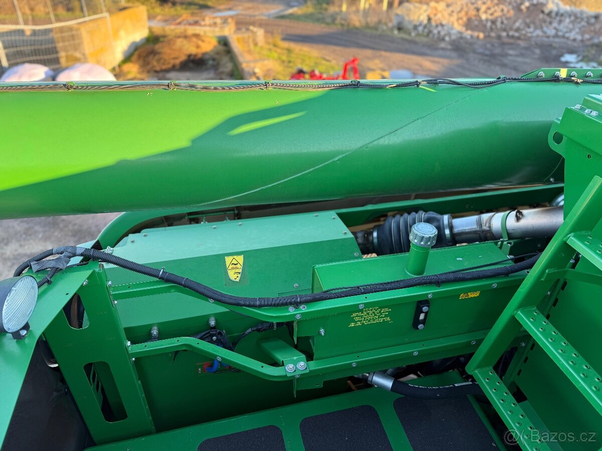 Sklízecí mlátička John Deere S670i Hillmaster - 12