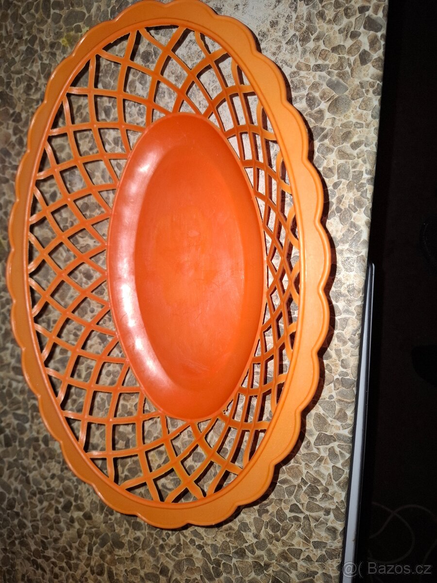 Retro plastové košíky - 12