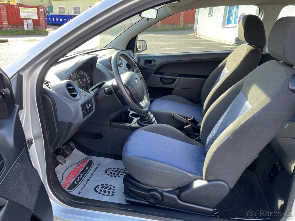 Ford Fiesta, 1,3 51kW, SERVISKA - 12