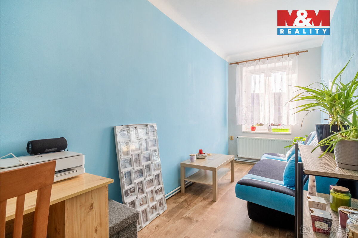 Prodej nájemního domu v Mimoni, ul. nám. 1. máje - 12