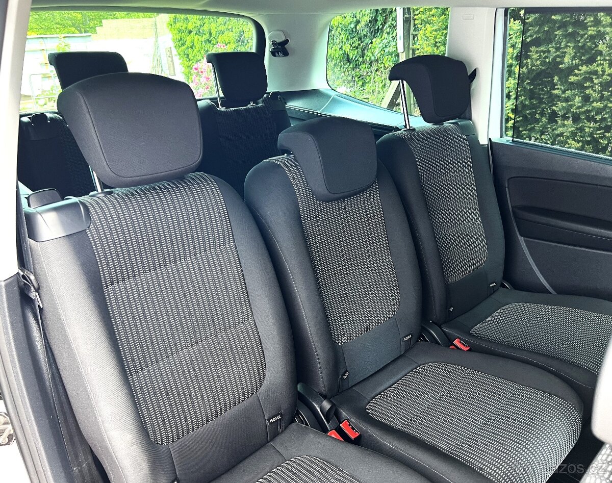 Seat Alhambra 2.0 TDI 7míst, kamera, navigace - 12