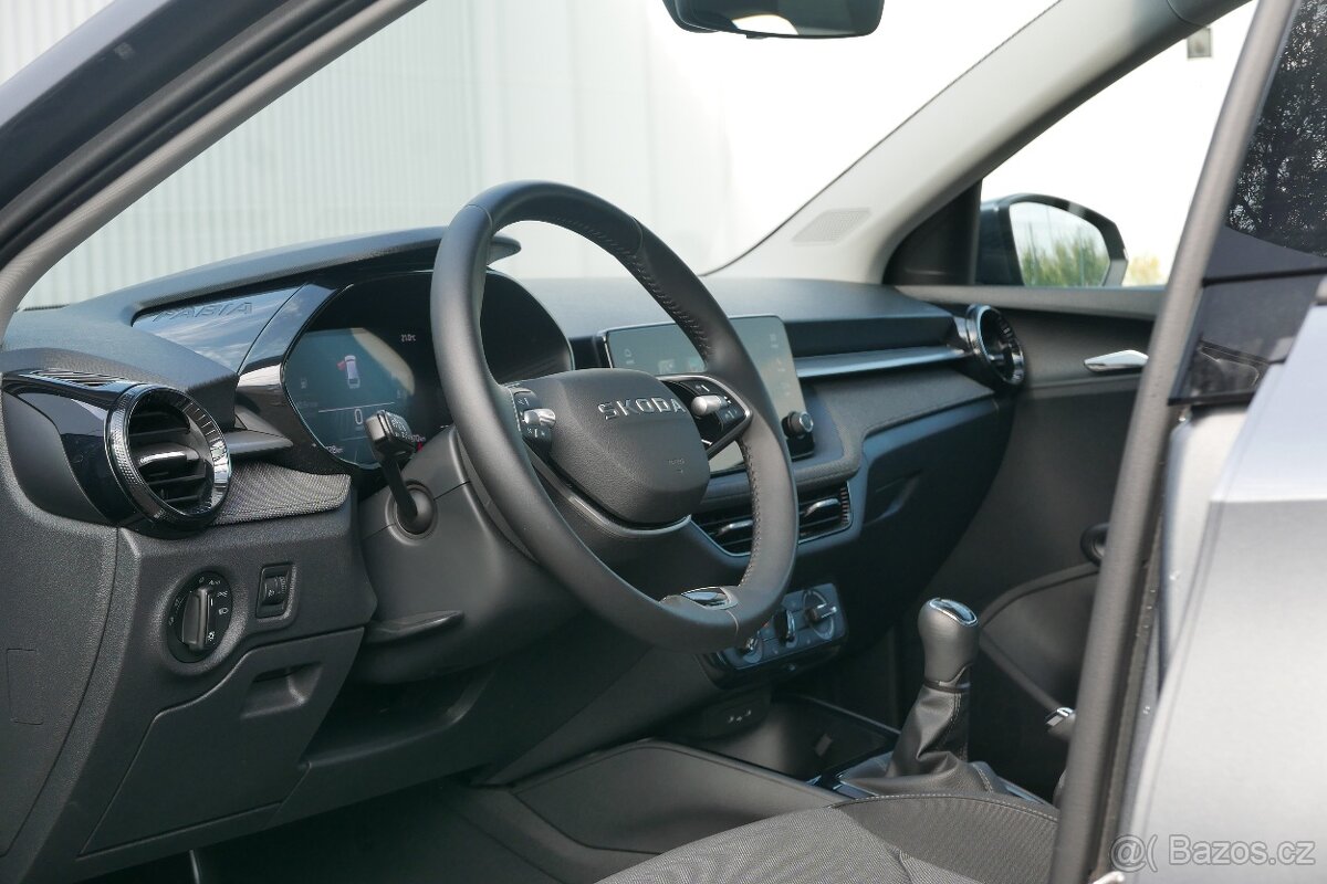 Škoda Fabia 1.0 MPI 59 kW M5° Selection - 12
