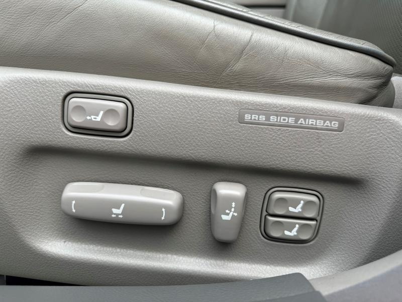 Lexus LS 430 V8 - president - 12