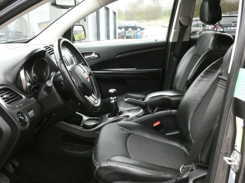 Fiat Freemont 2.0MJT, CROSS TOTÁLNÍ VÝPRODEJ - 12