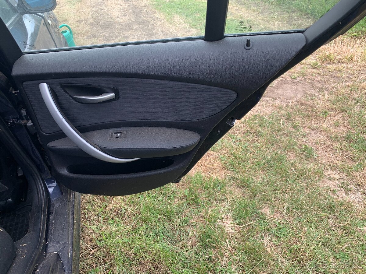 BMW E87 118i díly / na díly - 12