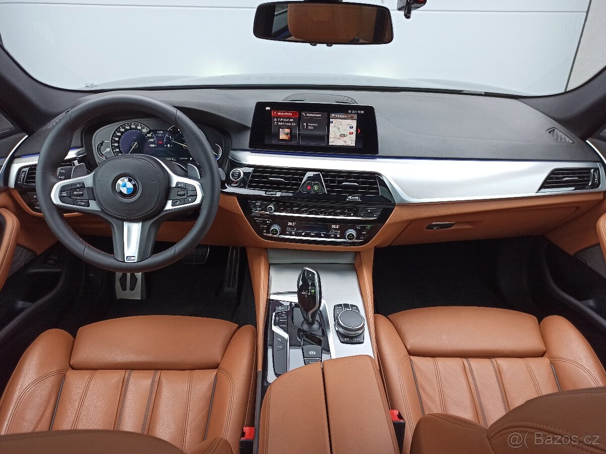 BMW 540d TOURING xDRIVE MSPORT PANO DPH - 12