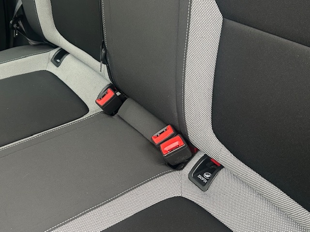 Škoda Fábia III 2018 1,0 MPi, AC, zimní pneu, koupeno v ČR - 12