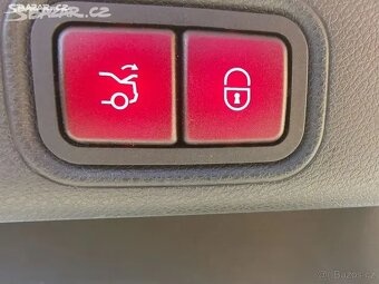 Mercedes E 220 d-143kw, r.v.2019, 4 matic Amg - 12