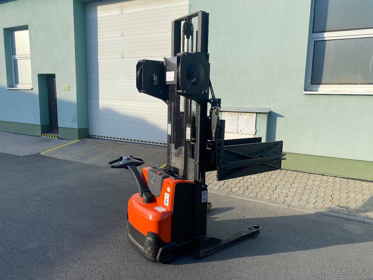 VZV TOYOTA 1,6 t , + BTV bobek s mech úchopy posuv - 12