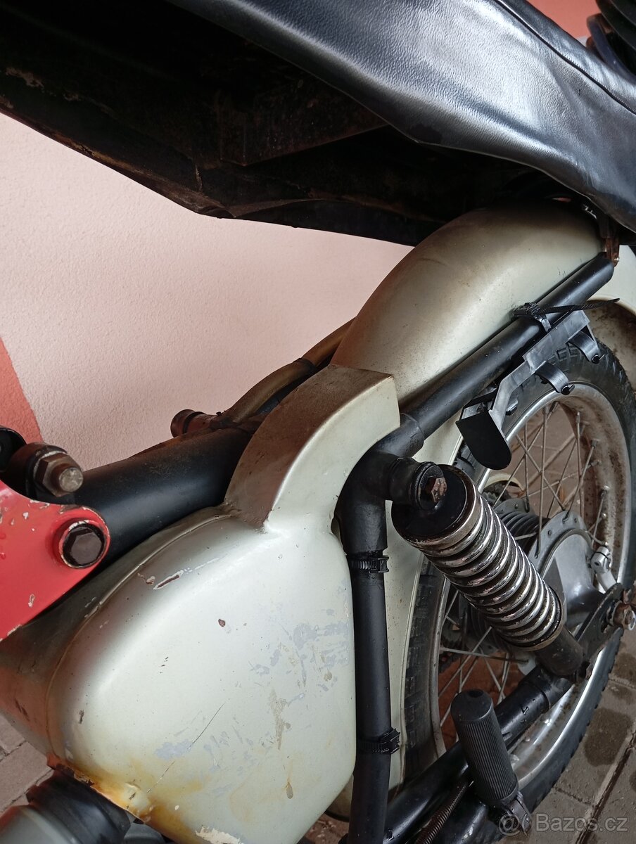 Moto Guzzi 125 - 12
