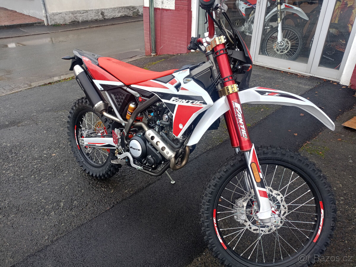 FANTIC XEF 125 COMPETITION 2022 - 12