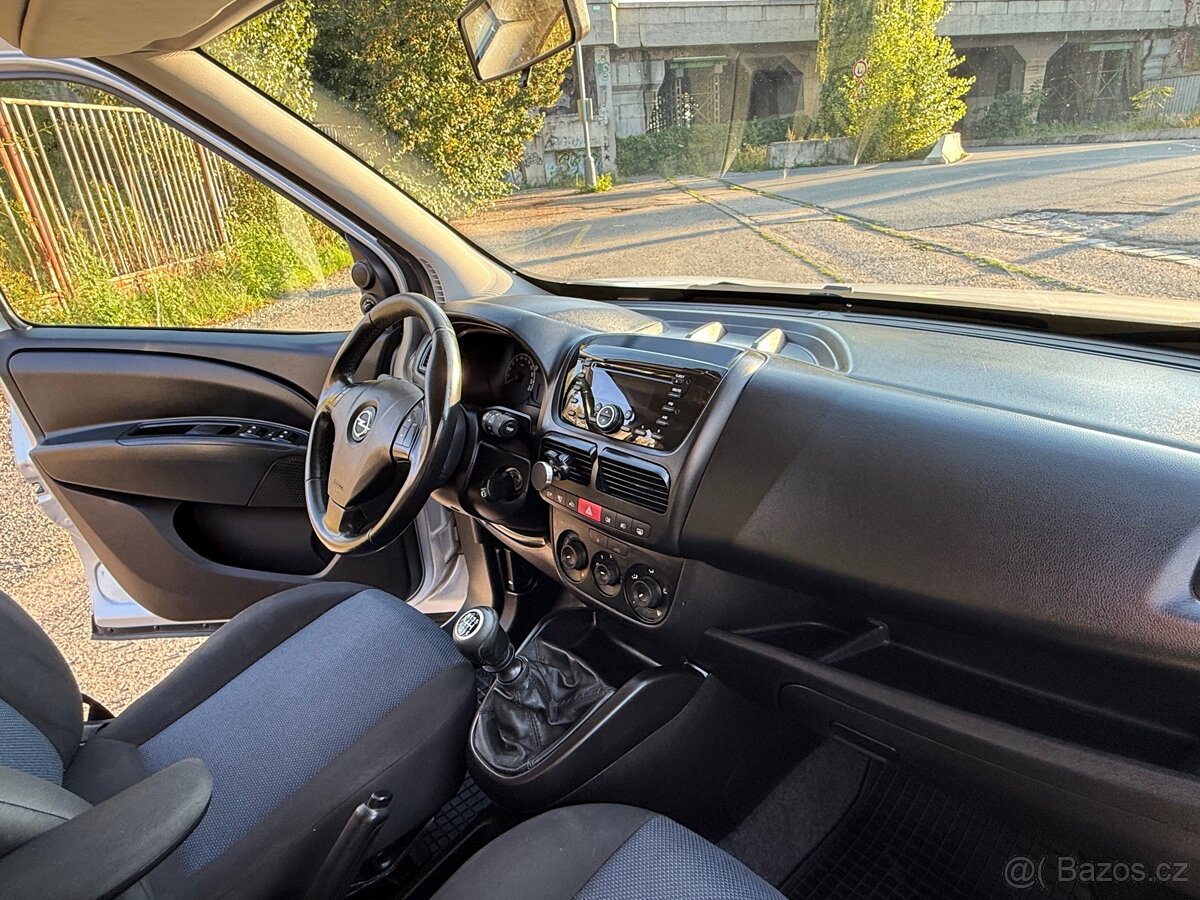 Prodám Opel Combo D Colorado 1.6 CDTI (70 kW) - 12