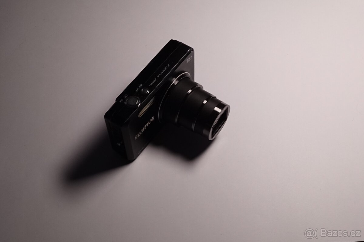 Fuji FinePix J250 - 12