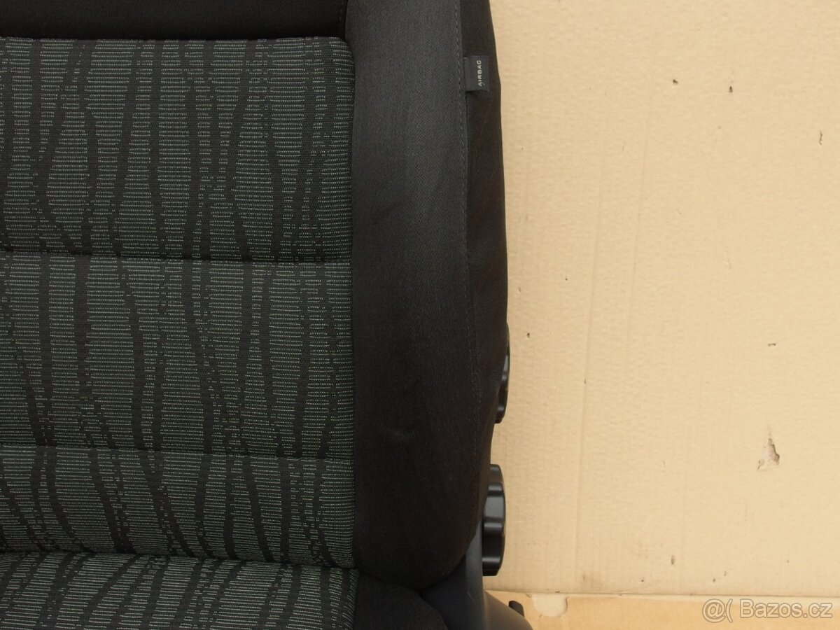 Sada sedaček Škoda Octavia II facelift s airbagy a výhřevem - 12