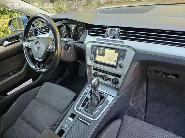 VW Passat 2.0TDI 110kW,DSG,Matrix,Navi,LED,Tažné. - 12