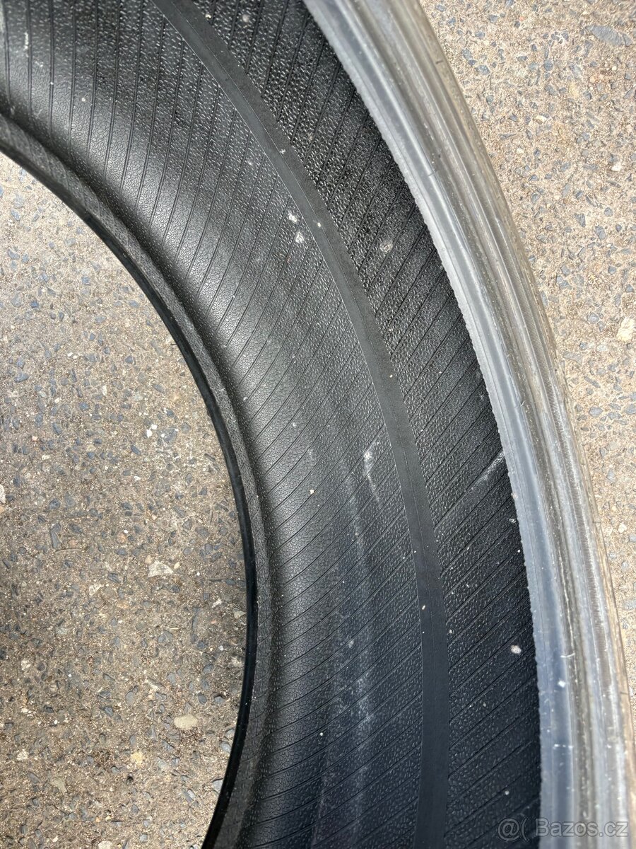 Tracmax X-Privilo TX3 235/40 R19 - 12