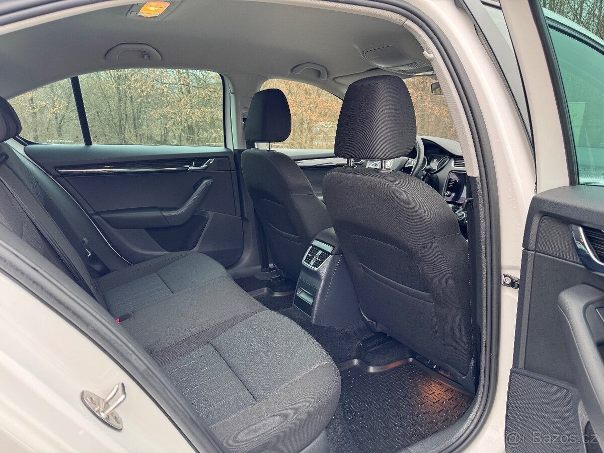 ŠKODA OCTAVIA 1.6 TDI 85 KW STYLE PLUS NAVIGACE-KESSY-LED - 12