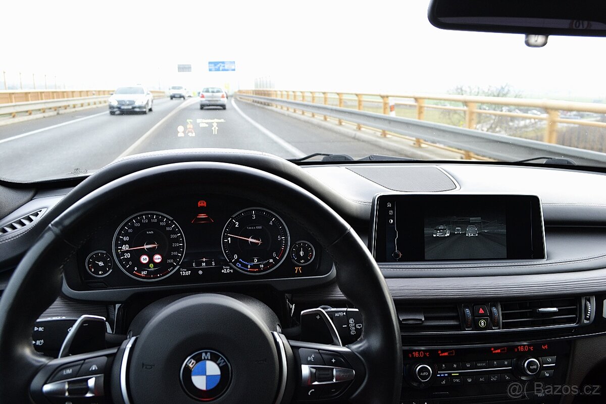 BMW X5 Mpaket xDrive40d Individual Nočné videnie Nappa SK - 12