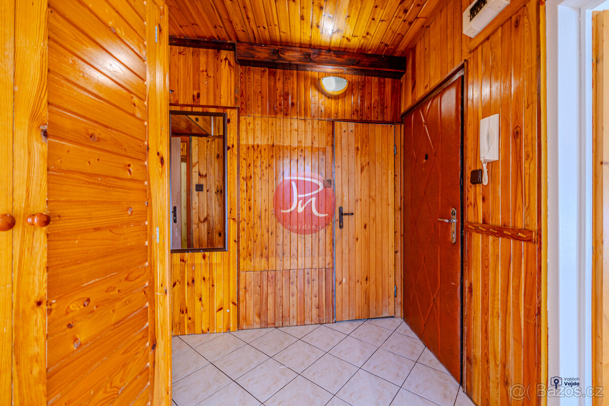 Prodej útulného bytu 2+1 ve Vsetíně - 12