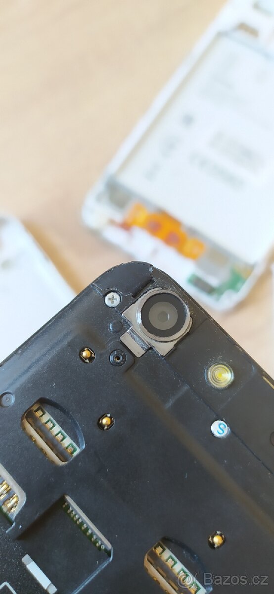 Dvakrát Lenovo Vibe K5 - 12