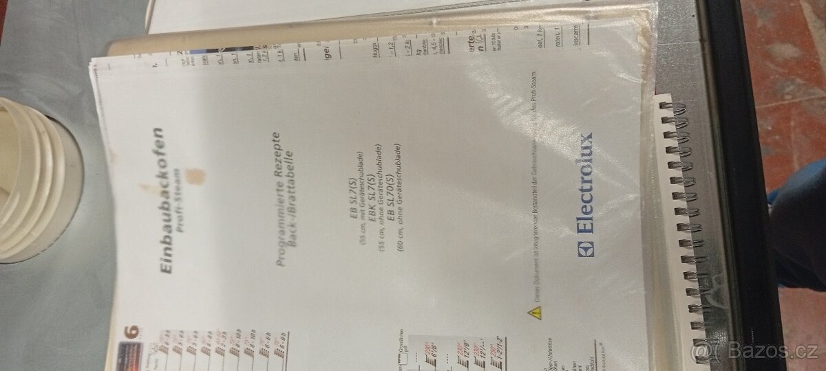 Top Swiss Line SL Elektrolux vestavné trouby - 12