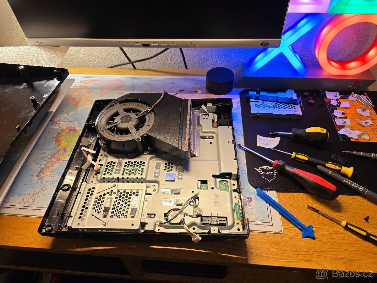 Čistění herní konzolí PS3, PS4, PS4 PRO, PS5 - 12