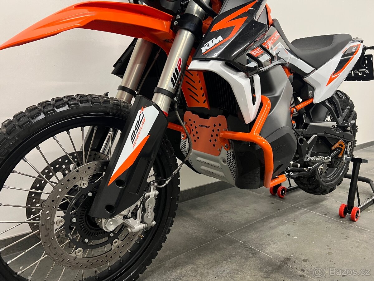 KTM 890 adventure R - 12