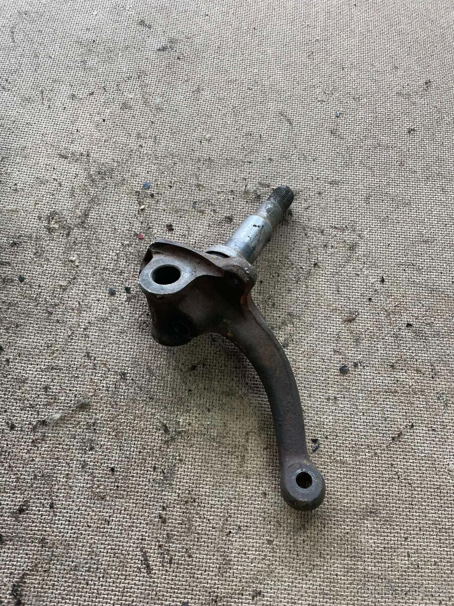 Různé náboje kola - VW Brouk, VW Typ 3 - 12