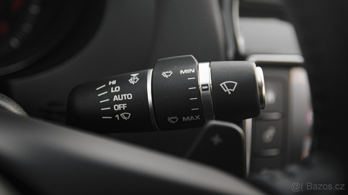 Jaguar XE, 25t 2,0/177kW 1.maj - 12