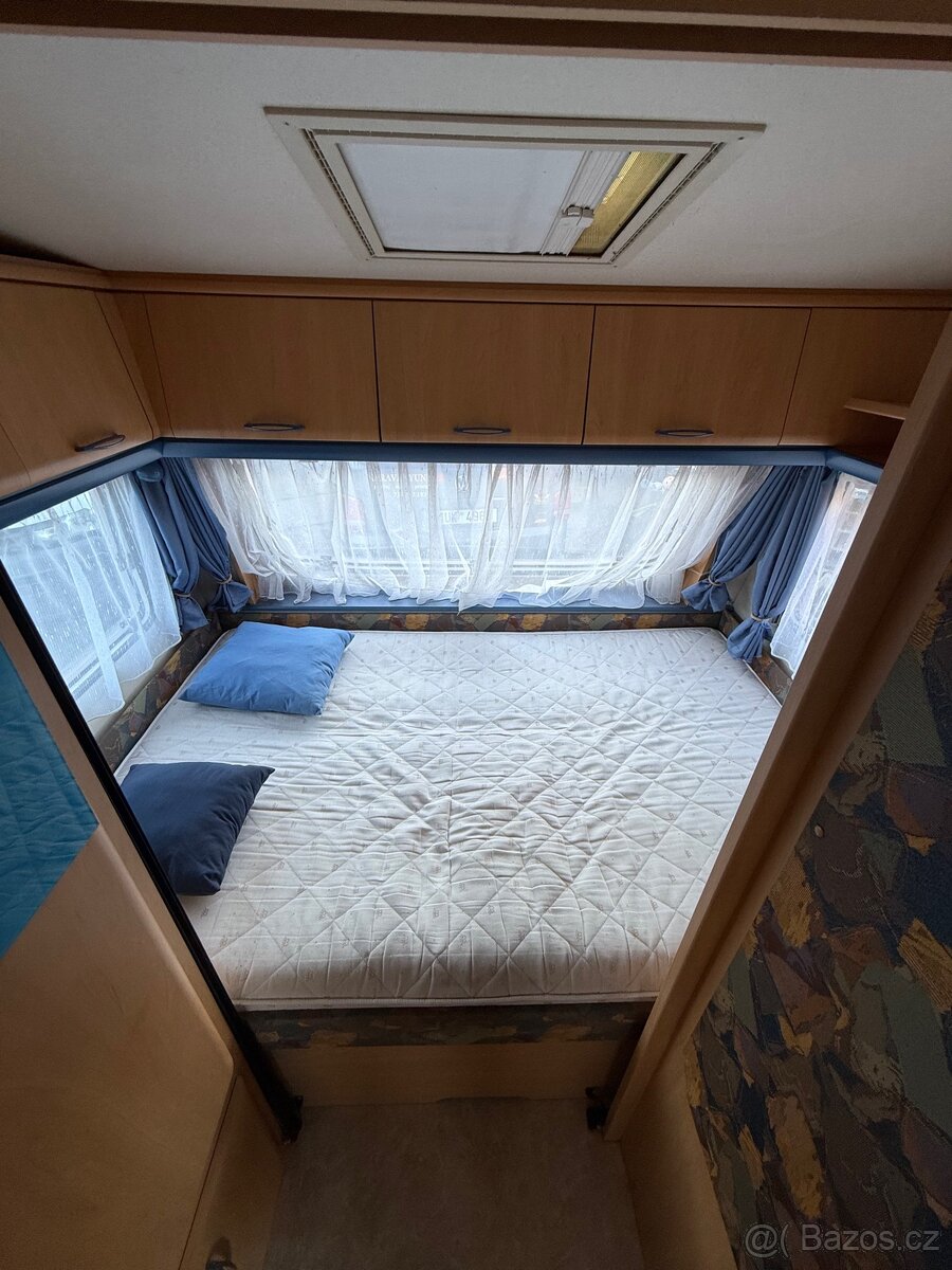 Hobby 495 - markýza, předstan, TV - 12