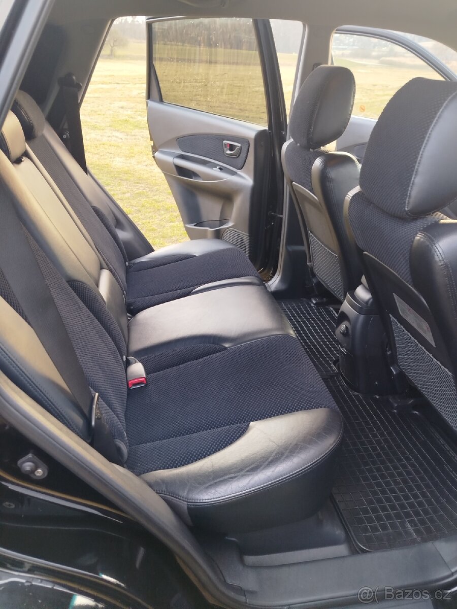 Hyundai Tucson 2.0crdi - 12