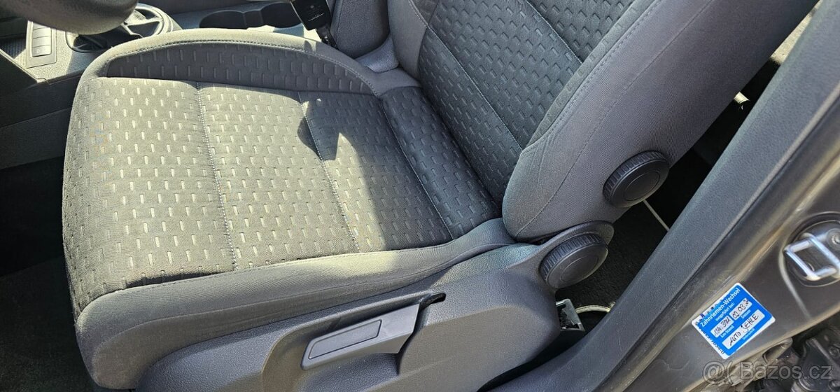 Volkswagen Touran 1.4 TSI Trendline / nové rozvody - 12