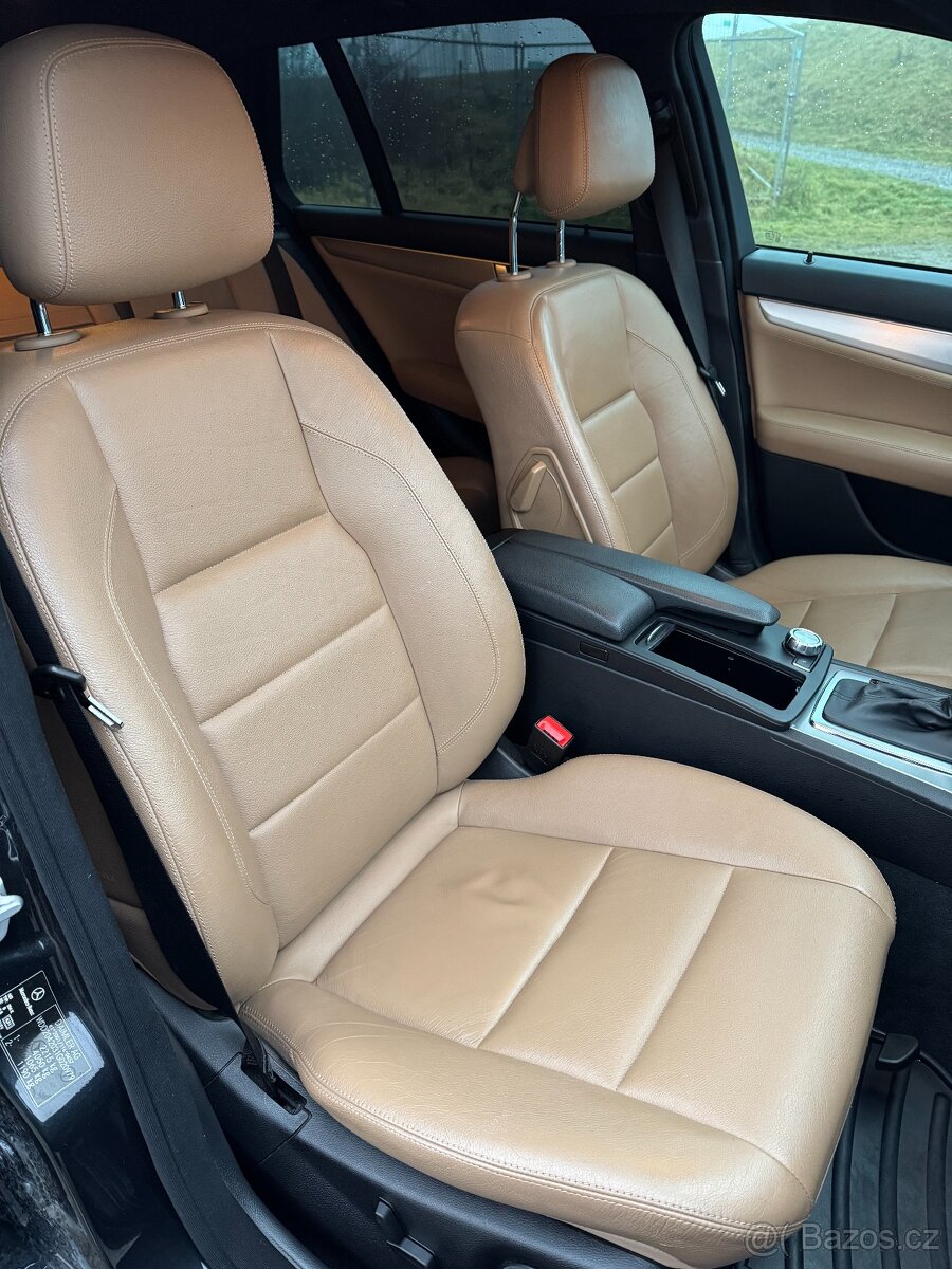 Mercedes-Benz С250, Avantgarde, couvací kamera - 12