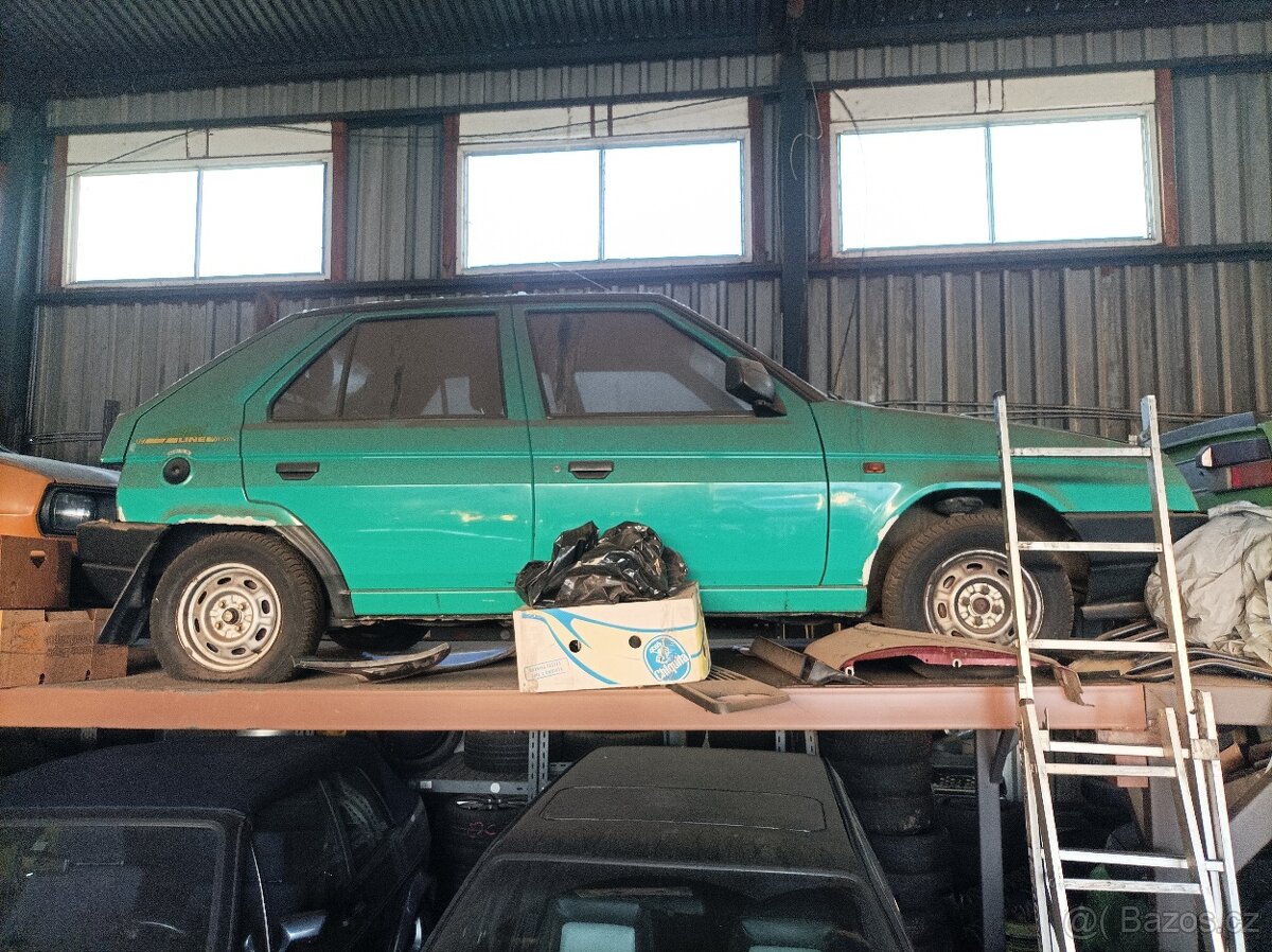 Škoda 105,120, favorit - 12